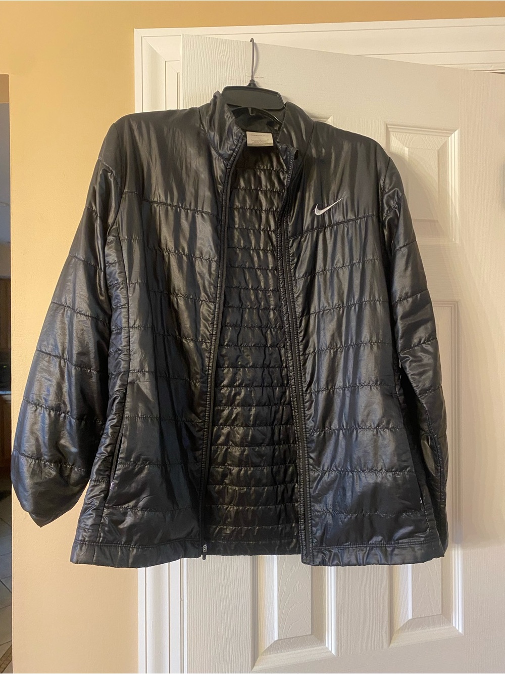 Nike Golf Women's Black Puffer Jacket